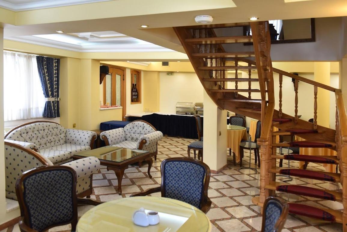 Aiolis Hotel Kastoria Exterior photo